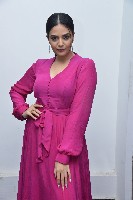 Sri Mukhi Pics
